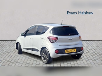 Used Hyundai i10 2017 for sale - 79499587: Photo
