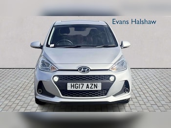 Used Hyundai i10 2017 for sale - 79499587: Photo