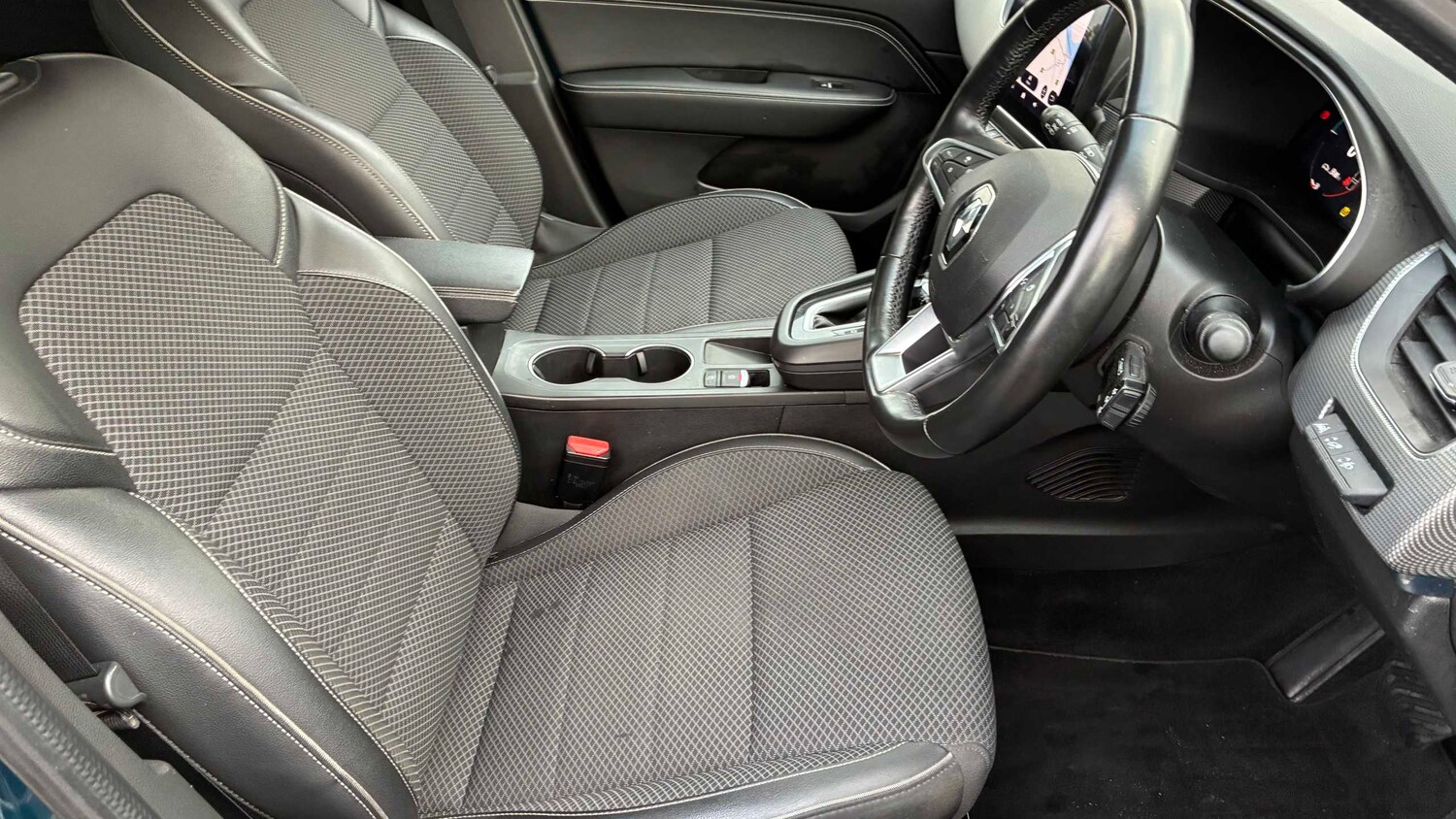 Used Renault Arkana 2022 for sale - 76636604: Photo 15