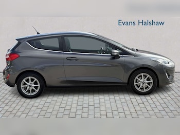 Used Ford Fiesta 2017 for sale - 78365553: Photo