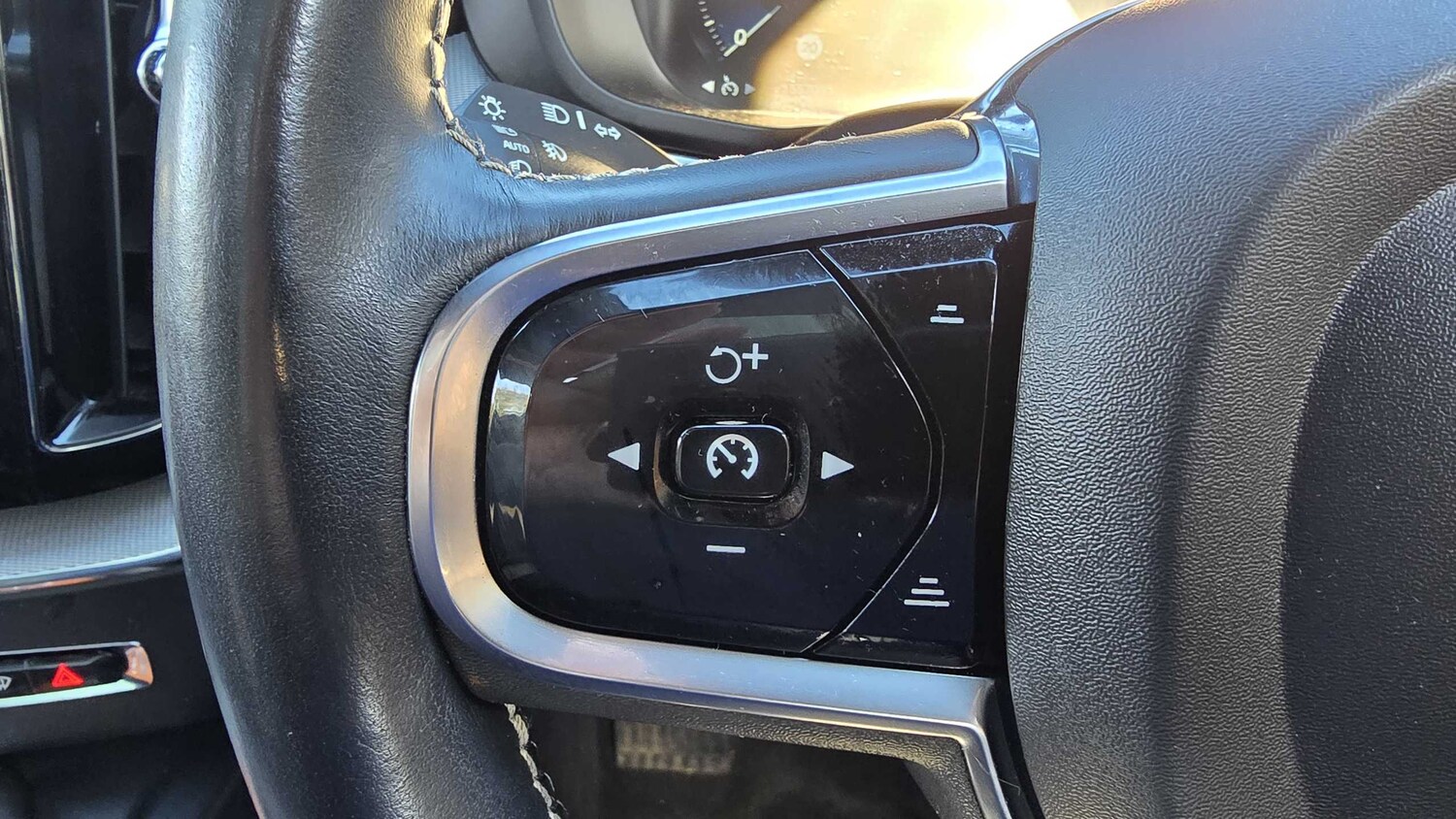 Used Volvo XC60 2020 for sale - 75981209: Photo 29