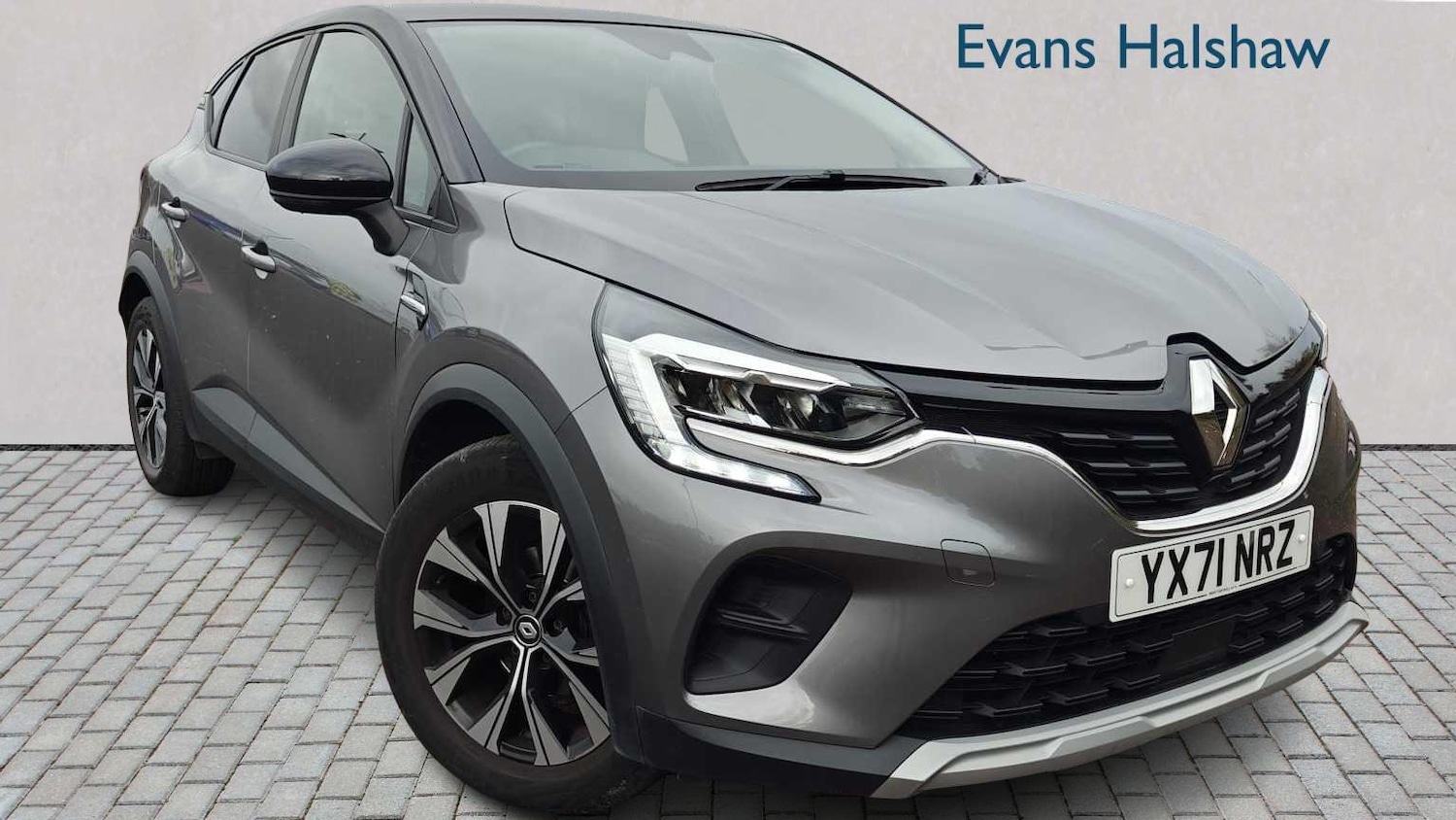 Used Renault Captur 2021 for sale - 76459838: Photo 1