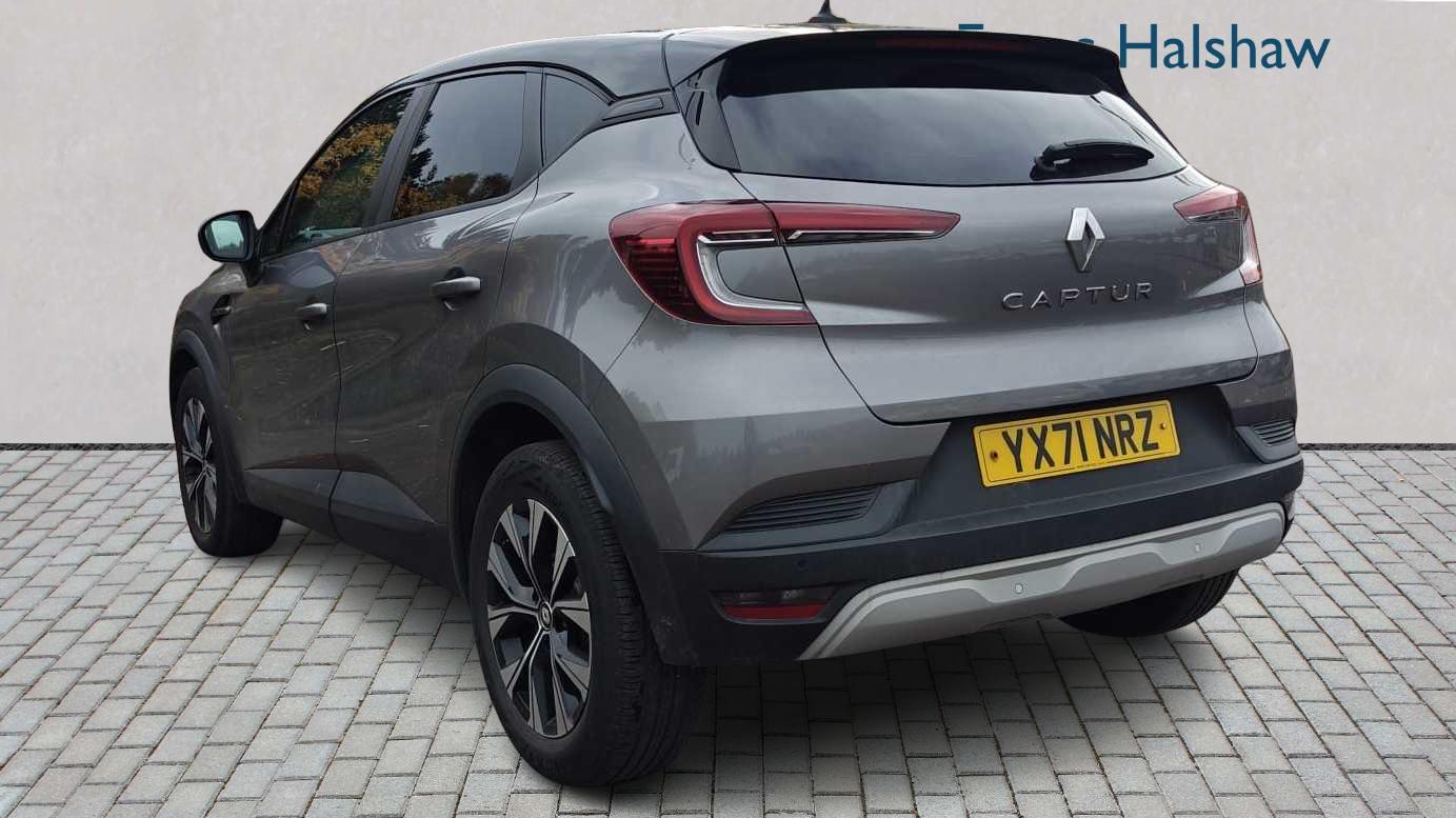 Used Renault Captur 2021 for sale - 76459838: Photo 2