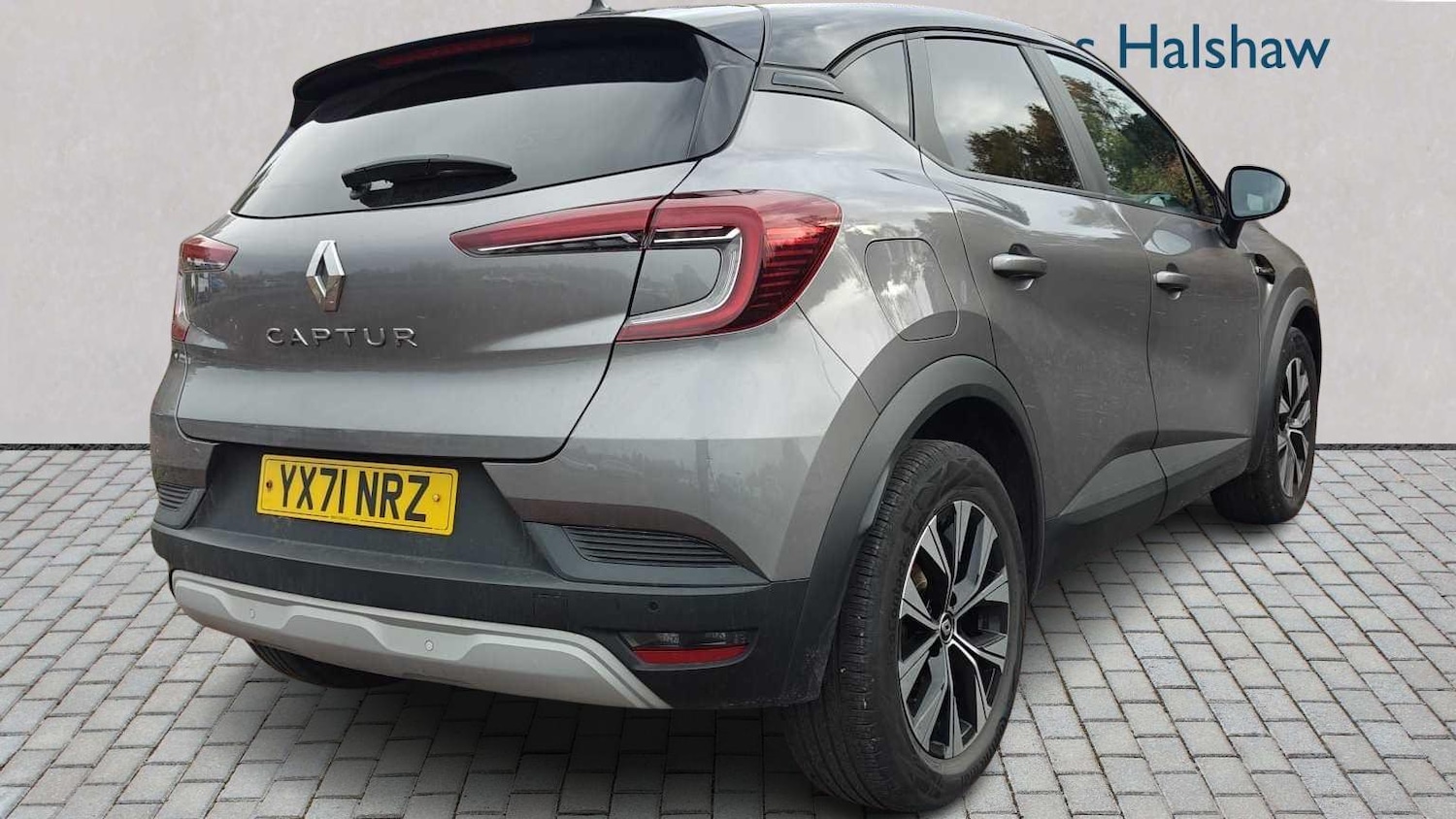 Used Renault Captur 2021 for sale - 76459838: Photo 5