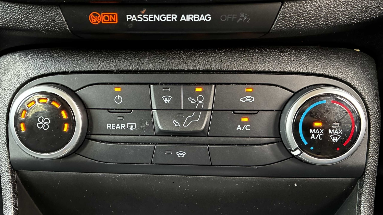 Used Ford Fiesta 2018 for sale - 76373728: Photo 22
