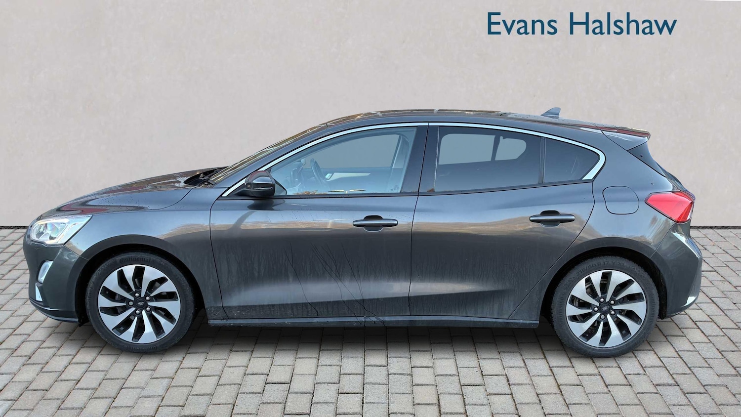 Used Ford Focus 2018 for sale - 76789282: Photo 5