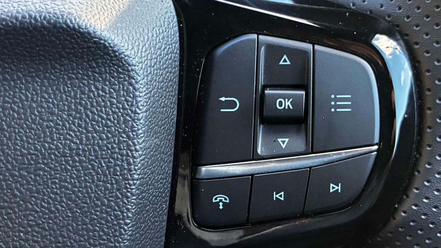 Used Ford Puma 2025 for sale - 76286334: Photo 28