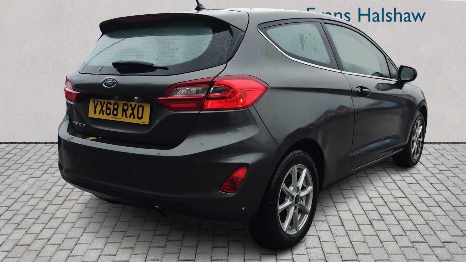 Used Ford Fiesta 2018 for sale - 76610532: Photo 6