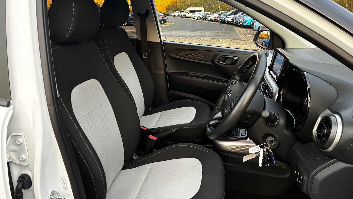 Used Hyundai i10 2021 for sale - 76411248: Photo 13