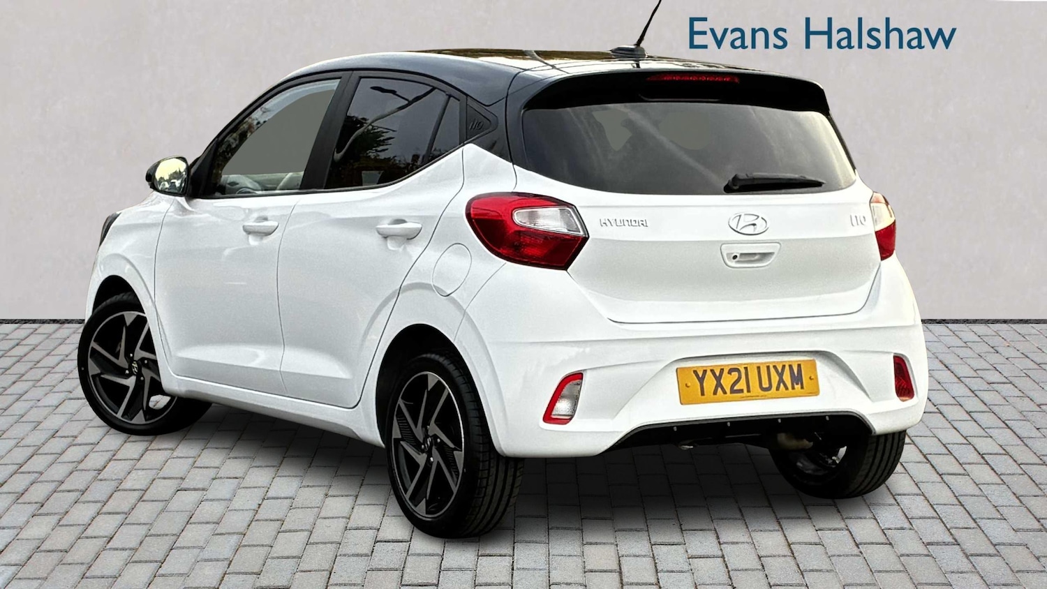 Used Hyundai i10 2021 for sale - 76411248: Photo 2