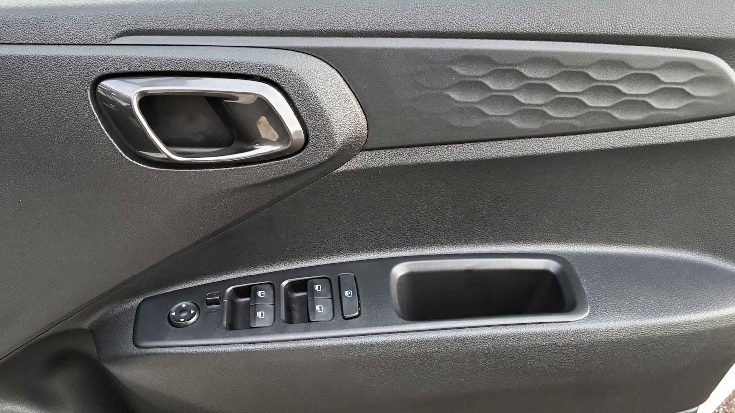 Used Hyundai i10 2021 for sale - 76411248: Photo 30