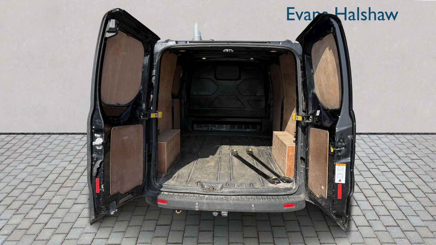 Used Ford Transit Custom 2016 for sale - 77972502: Photo 5