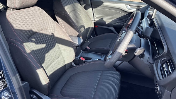 Used Ford Focus 2022 for sale - 76242495: Photo 12