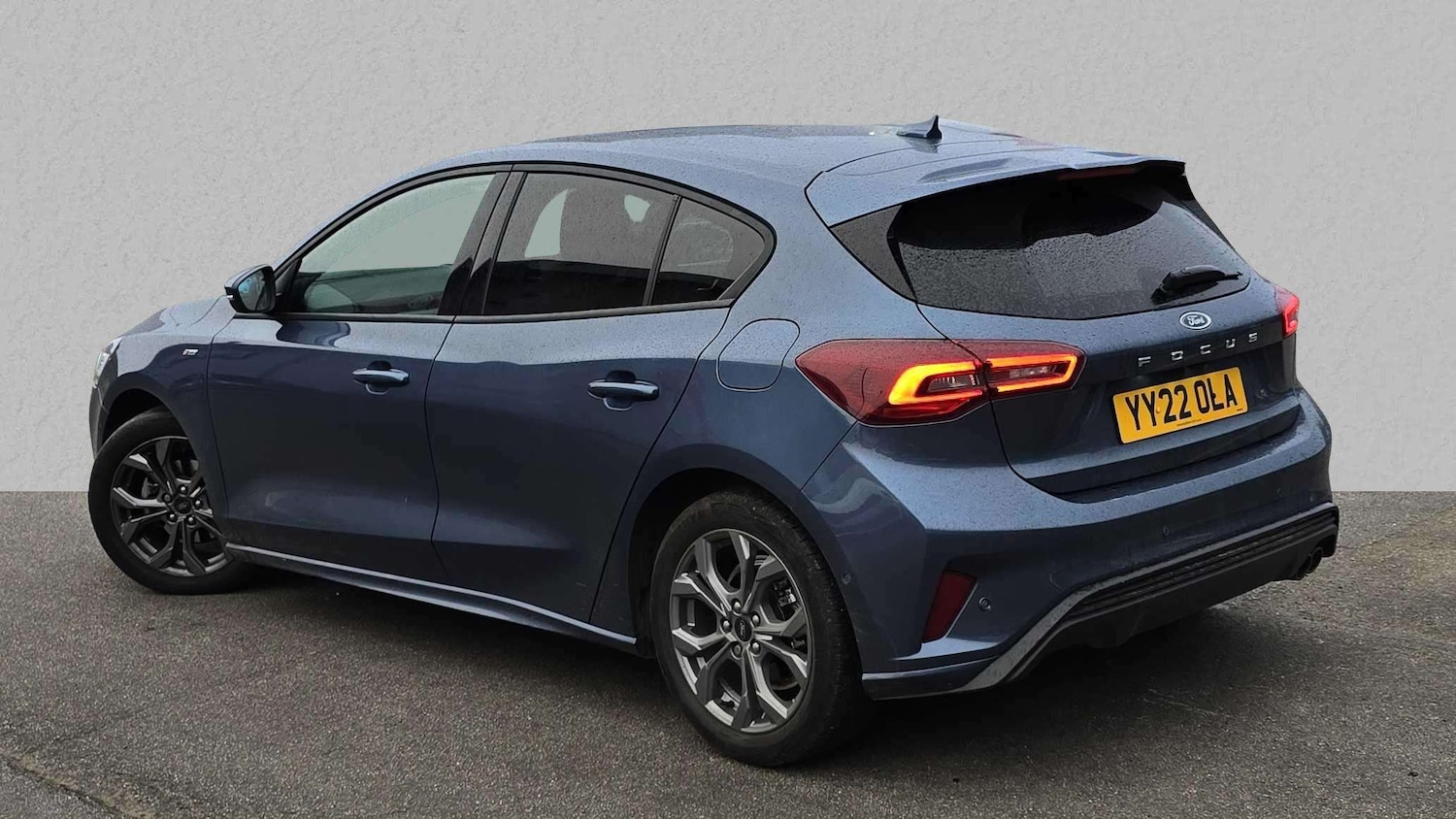 Used Ford Focus 2022 for sale - 76242495: Photo 2