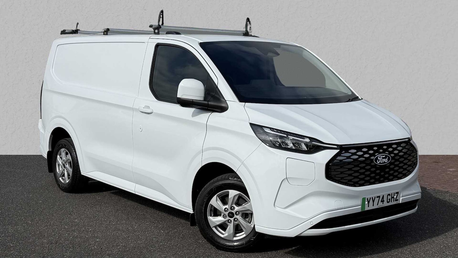 Used Ford Transit Custom 2024 for sale - 76610472: Photo 1