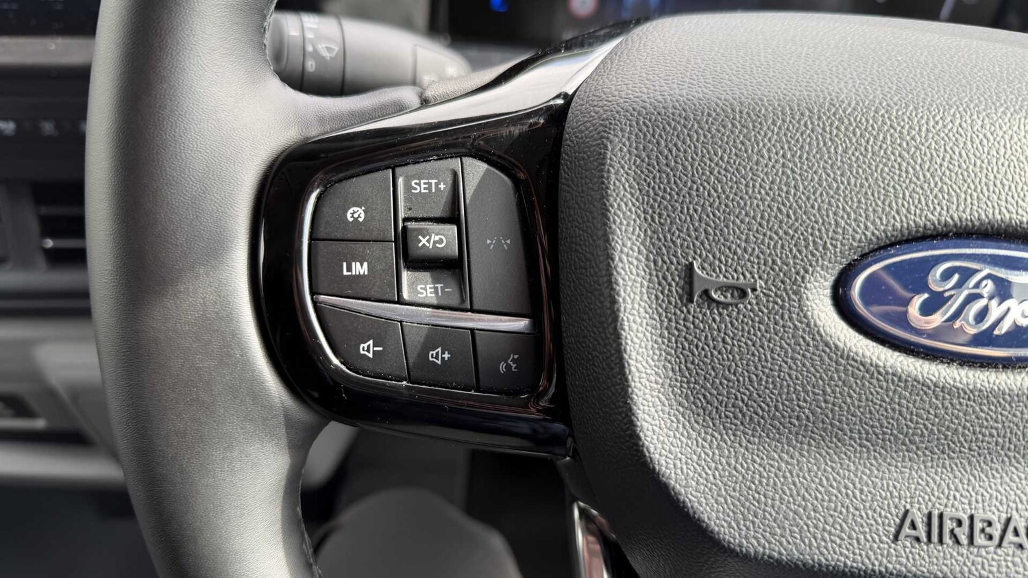 Used Ford Transit Custom 2024 for sale - 76610472: Photo 27