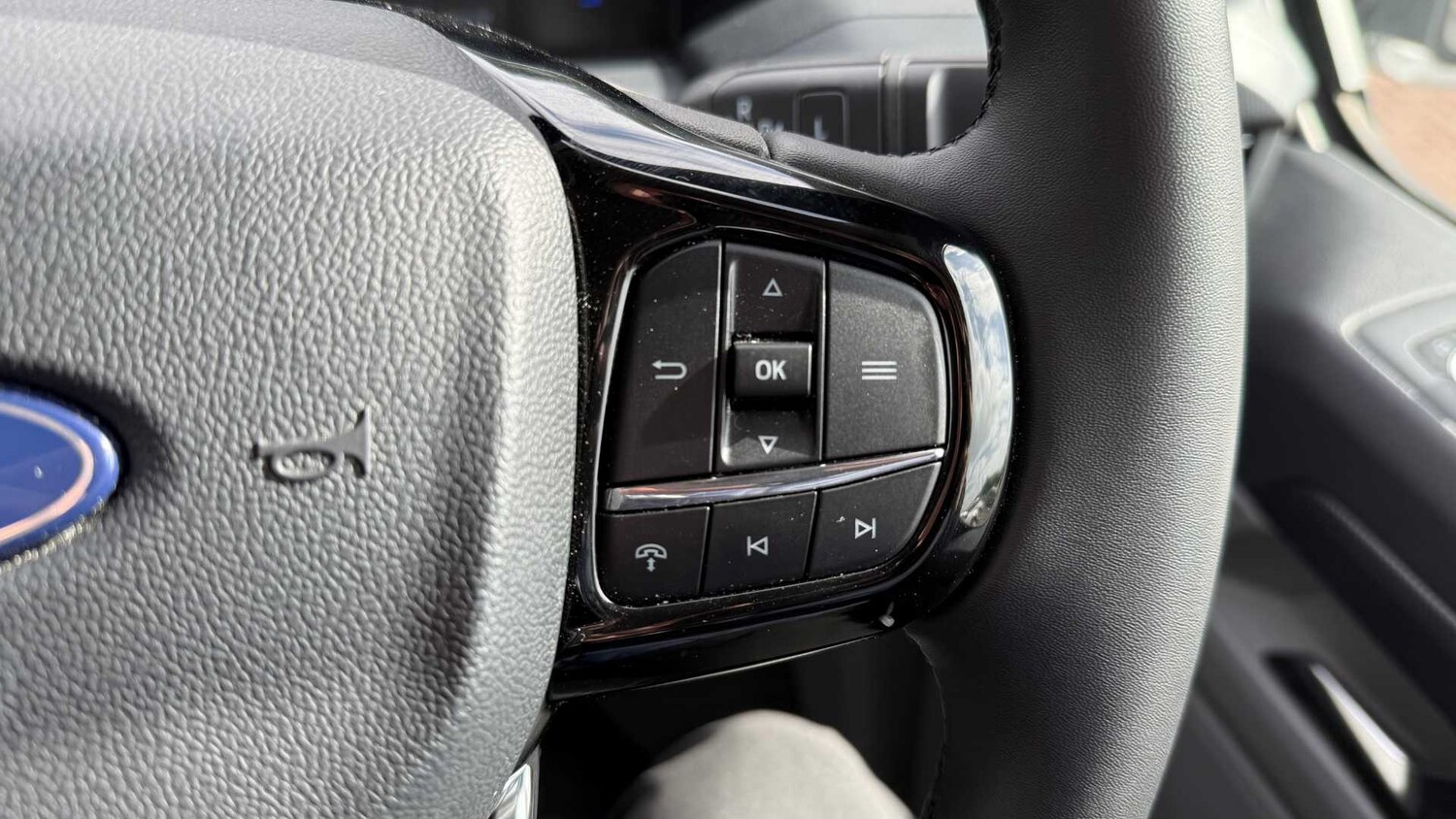 Used Ford Transit Custom 2024 for sale - 76610472: Photo 28