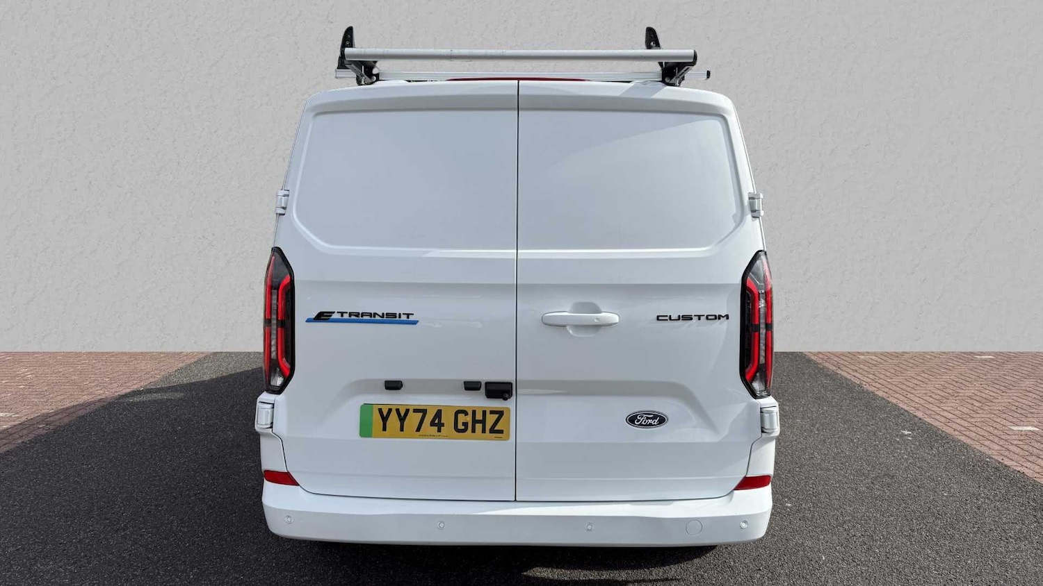 Used Ford Transit Custom 2024 for sale - 76610472: Photo 9