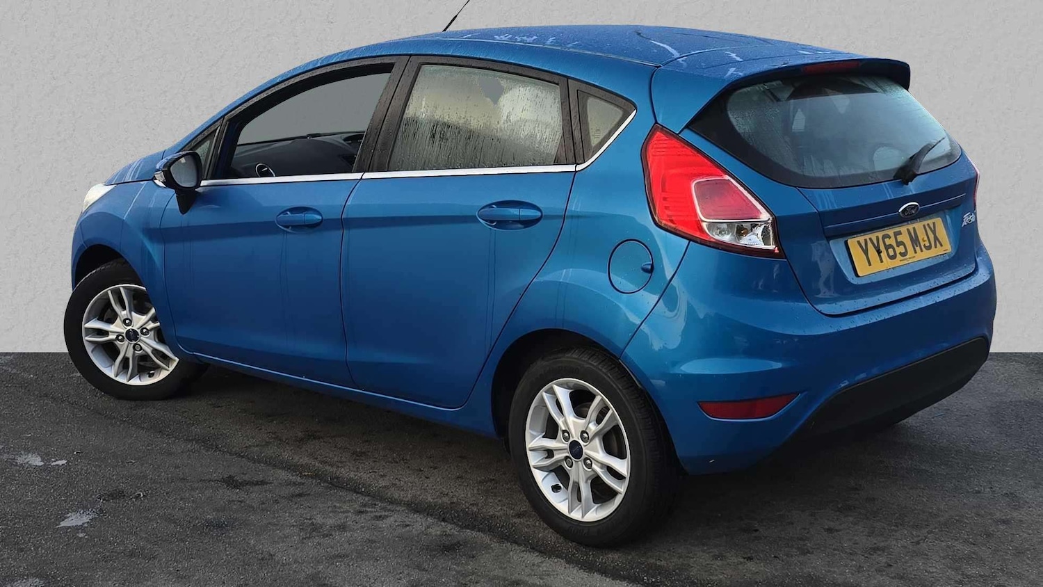 Used Ford Fiesta 2015 for sale - 76156134: Photo 2