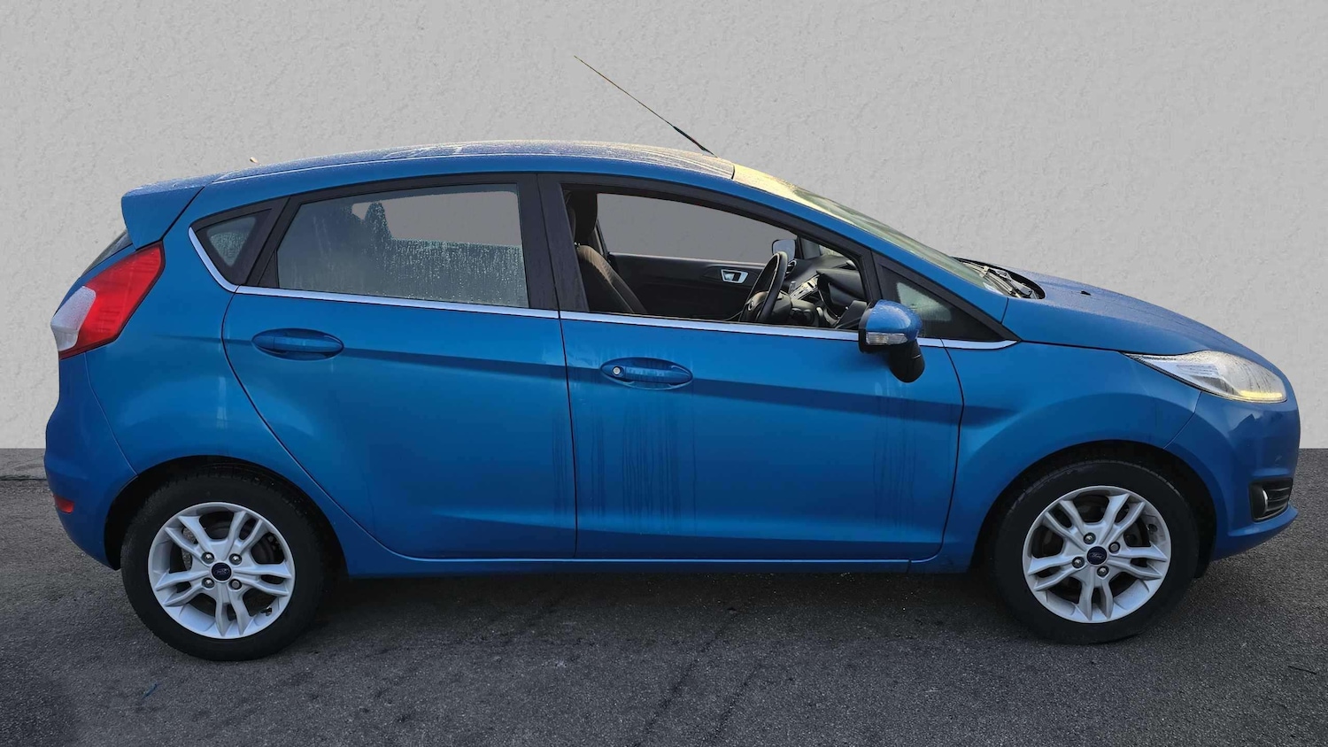 Used Ford Fiesta 2015 for sale - 76156134: Photo 3