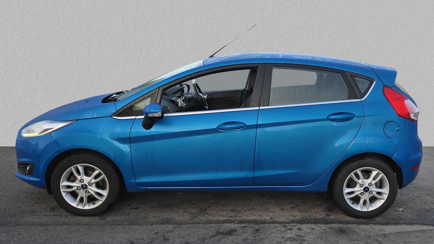 Used Ford Fiesta 2015 for sale - 76156134: Photo 5