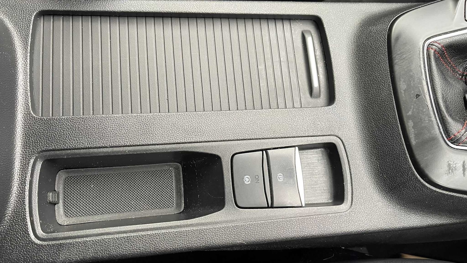 Used Ford Kuga 2020 for sale - 77894418: Photo 26