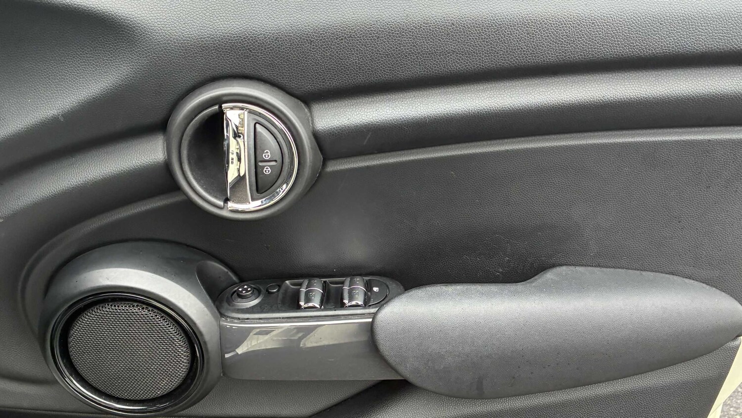 Used MINI Hatch 2018 for sale - 75967968: Photo 28