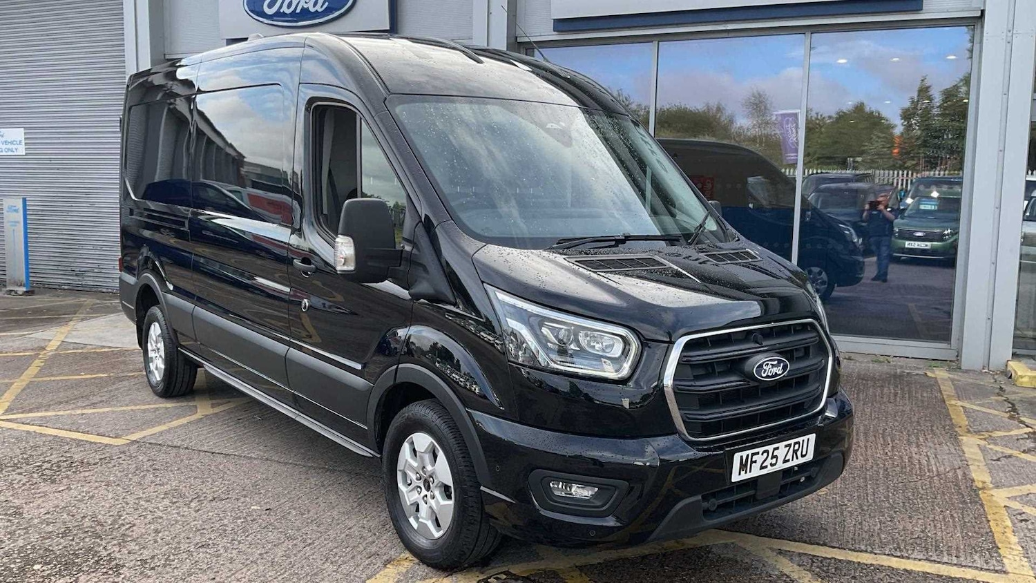 Used Ford Transit 2025 for sale - 77178961: Photo 2