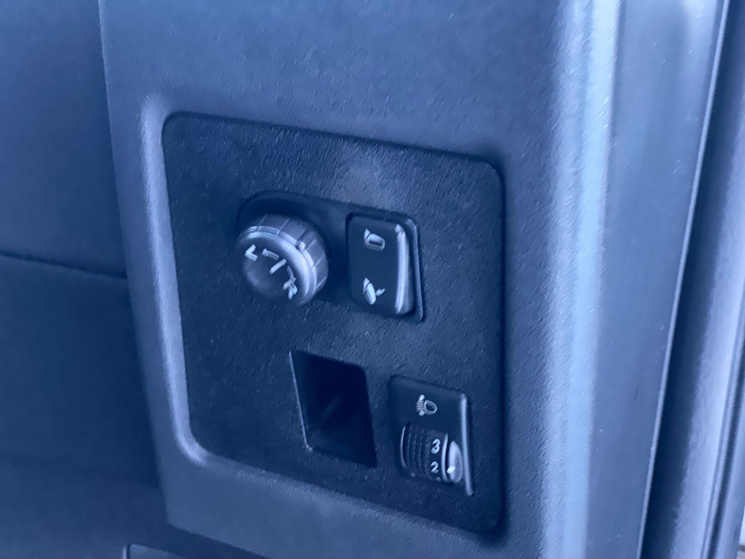 Used Nissan Qashqai+2 2009 for sale - 77162895: Photo 19