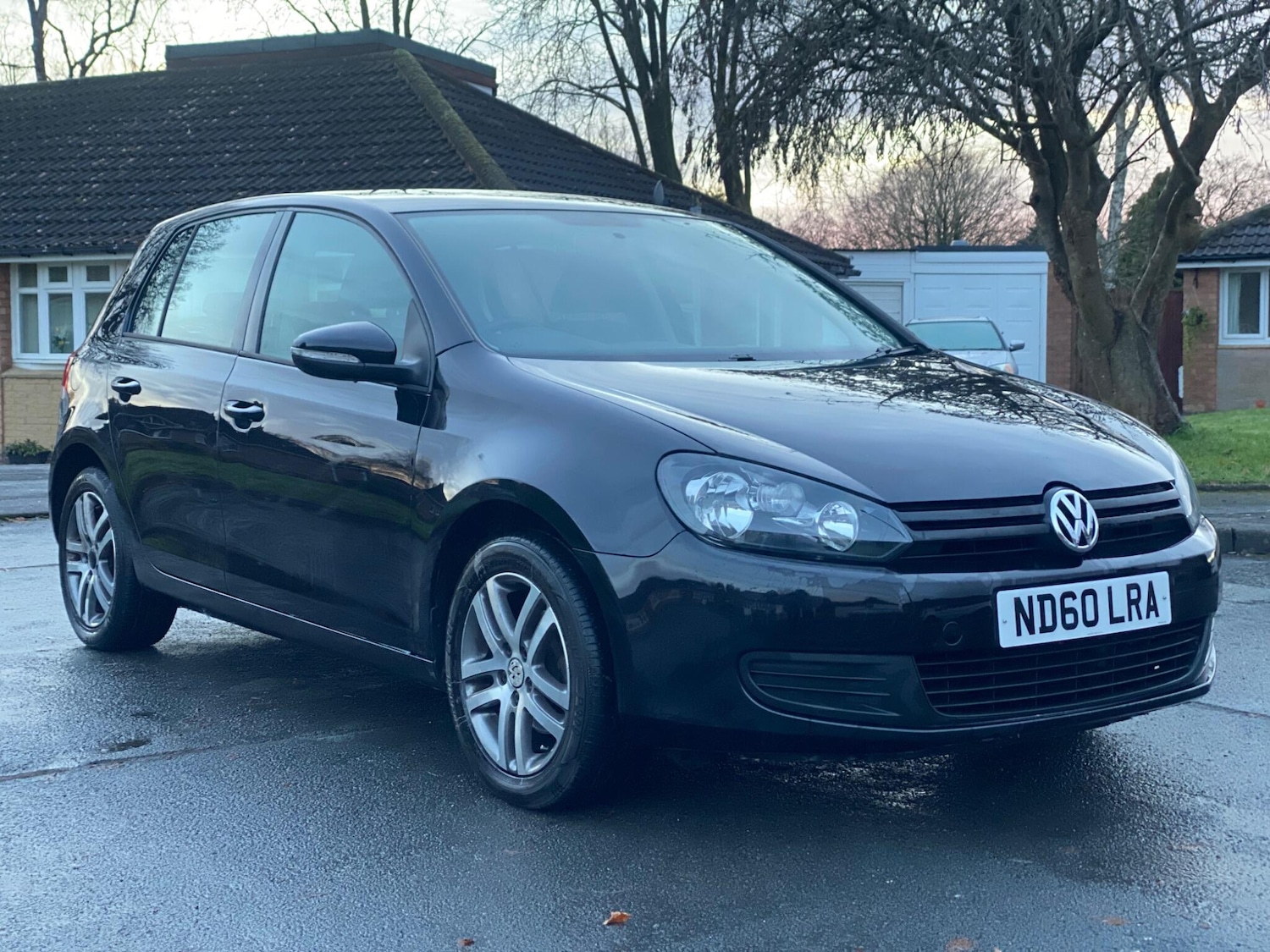 Used Volkswagen Golf 2011 for sale - 76935800: Photo 1