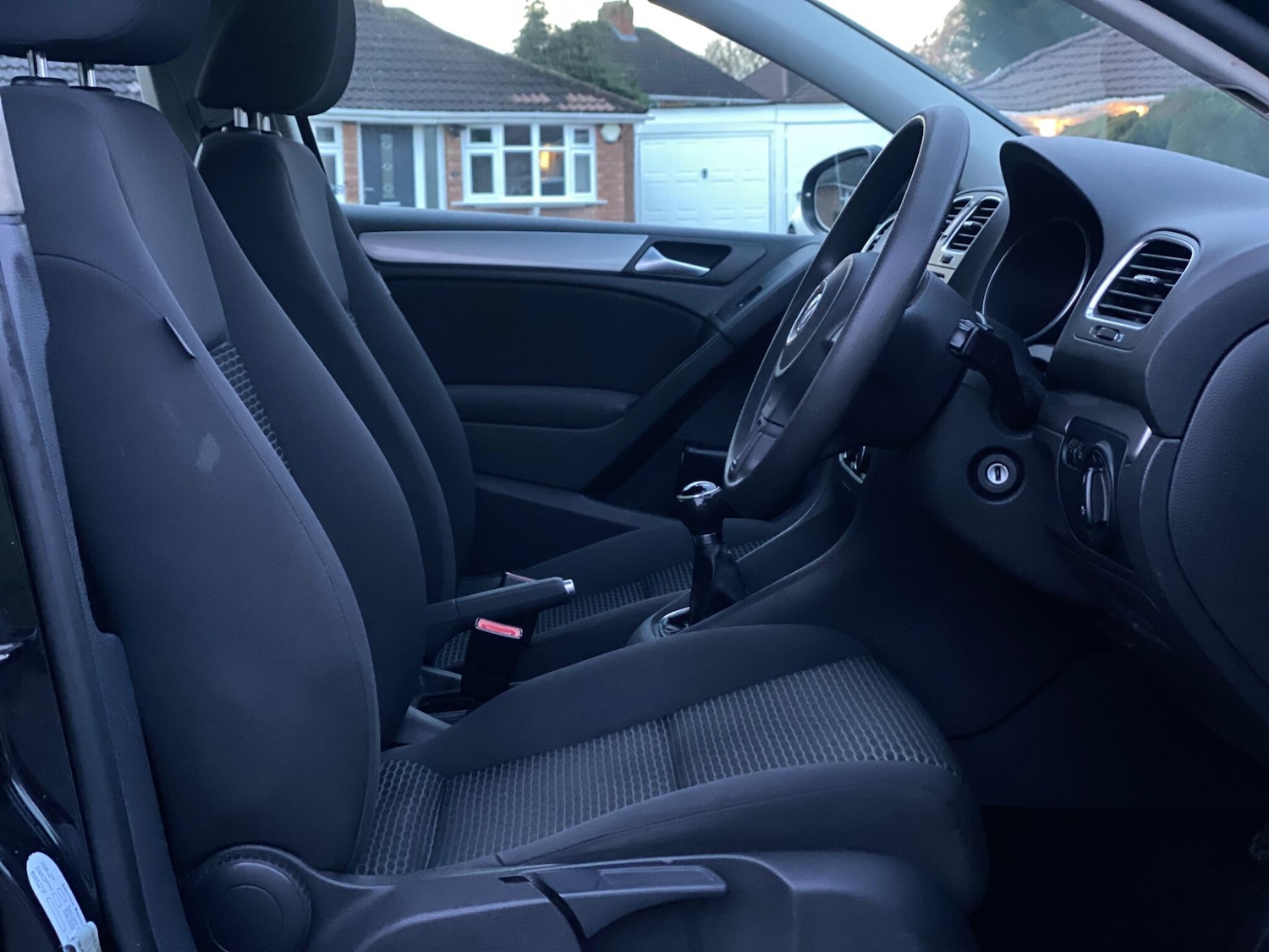 Used Volkswagen Golf 2011 for sale - 76935800: Photo 12