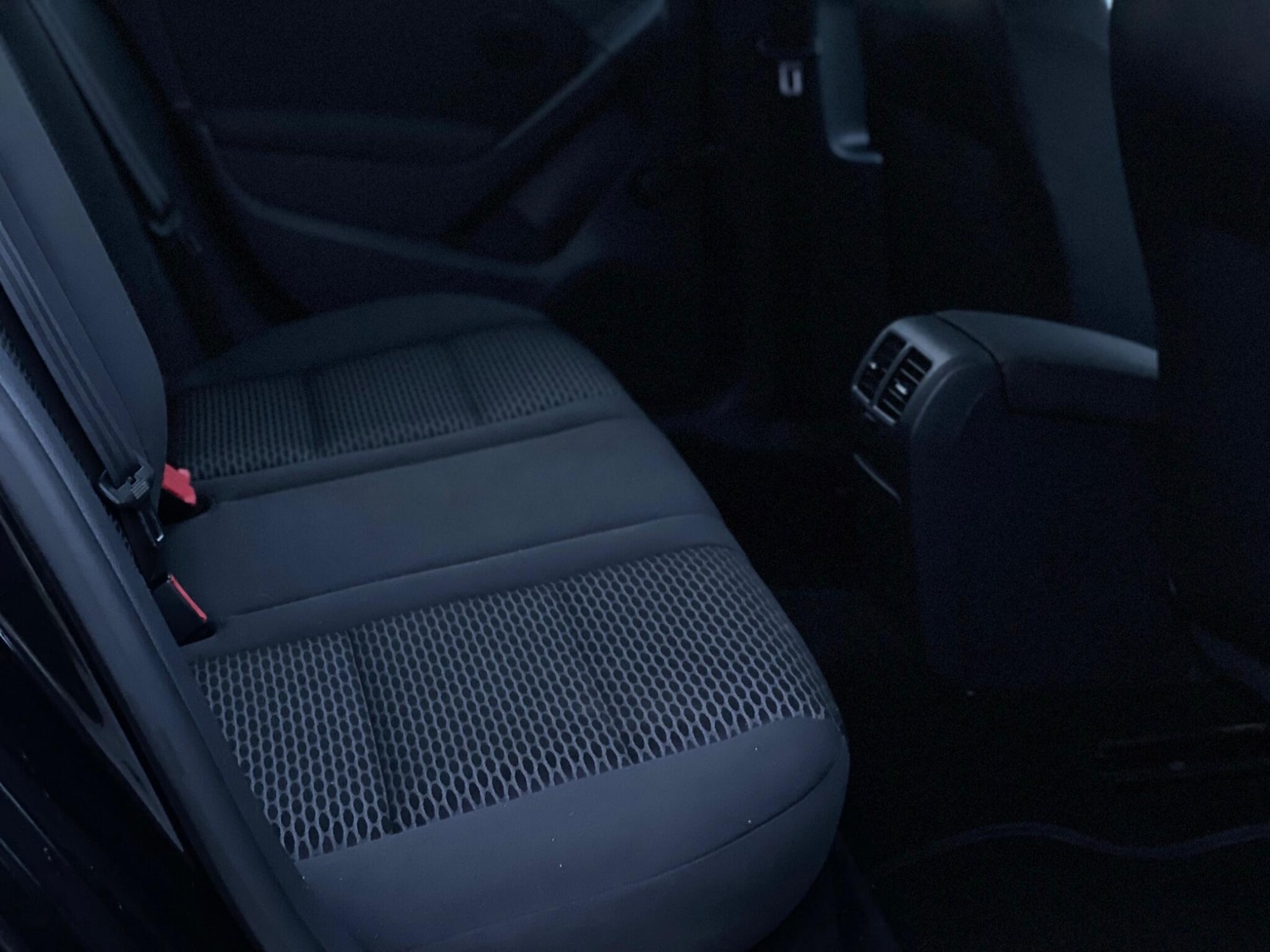 Used Volkswagen Golf 2011 for sale - 76935800: Photo 15