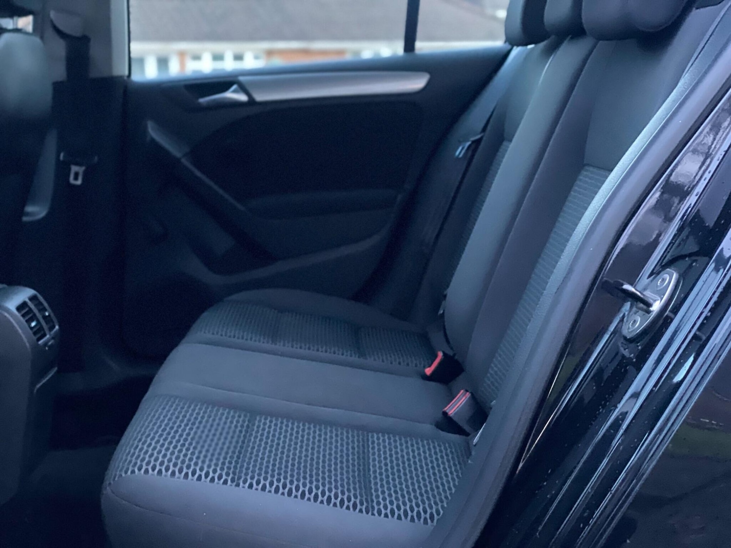 Used Volkswagen Golf 2011 for sale - 76935800: Photo 17