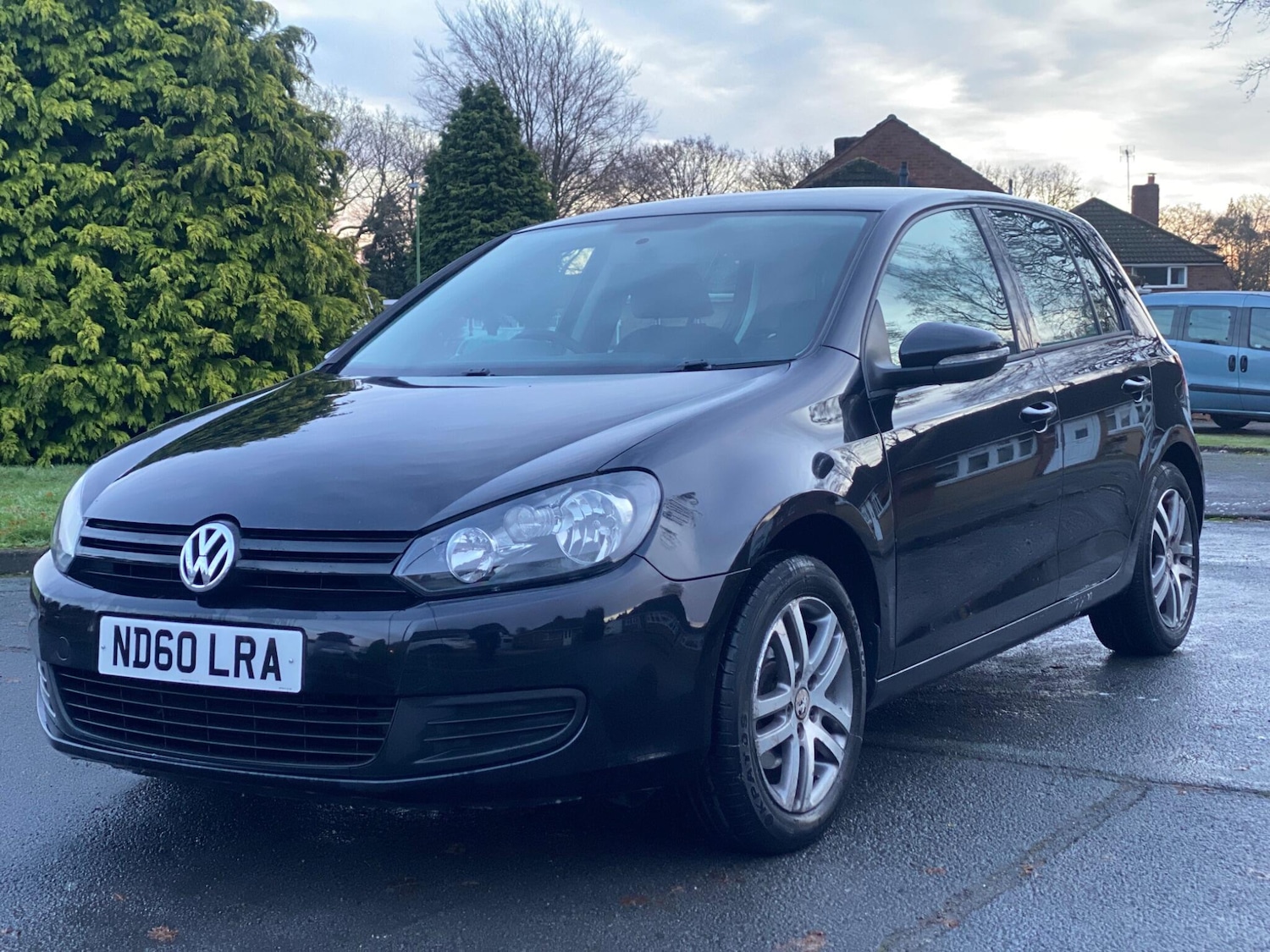 Used Volkswagen Golf 2011 for sale - 76935800: Photo 3