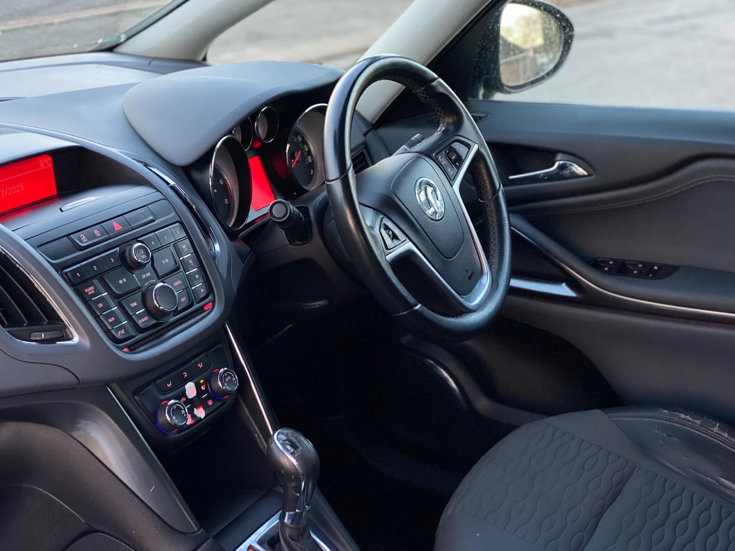 Used Vauxhall Zafira 2013 for sale - 77081332: Photo 9