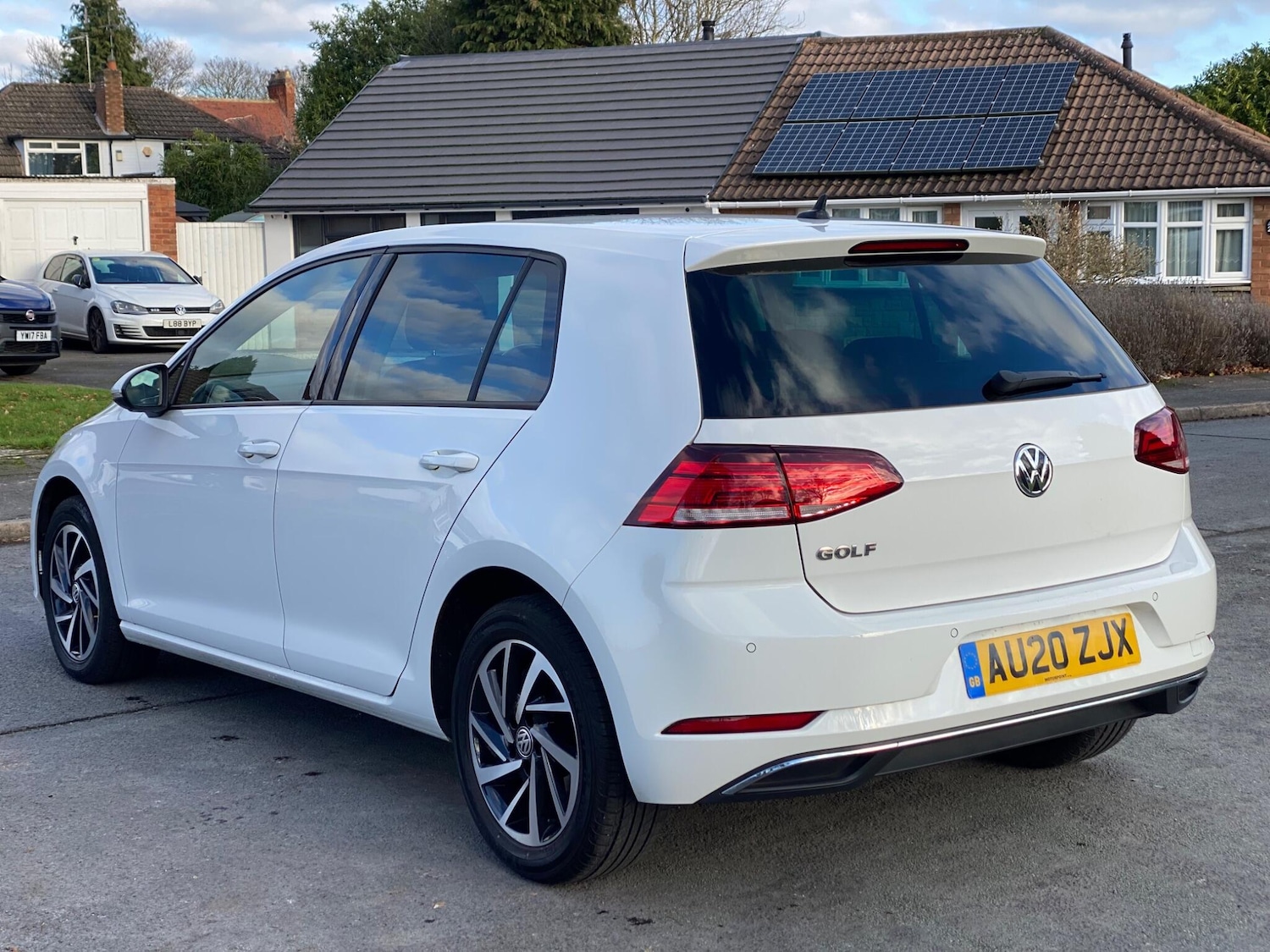 Used Volkswagen Golf 2020 for sale - 77050228: Photo 4