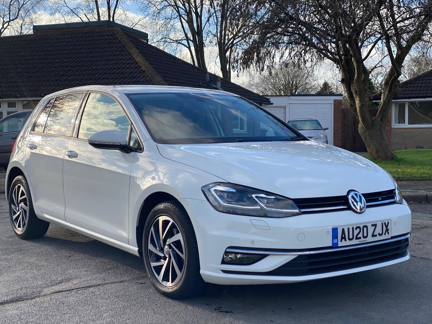 Used Volkswagen Golf 2020 for sale - 77050228: Photo 5