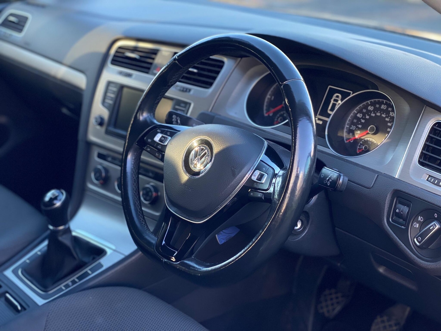 Used Volkswagen Golf 2016 for sale - 76823675: Photo 28