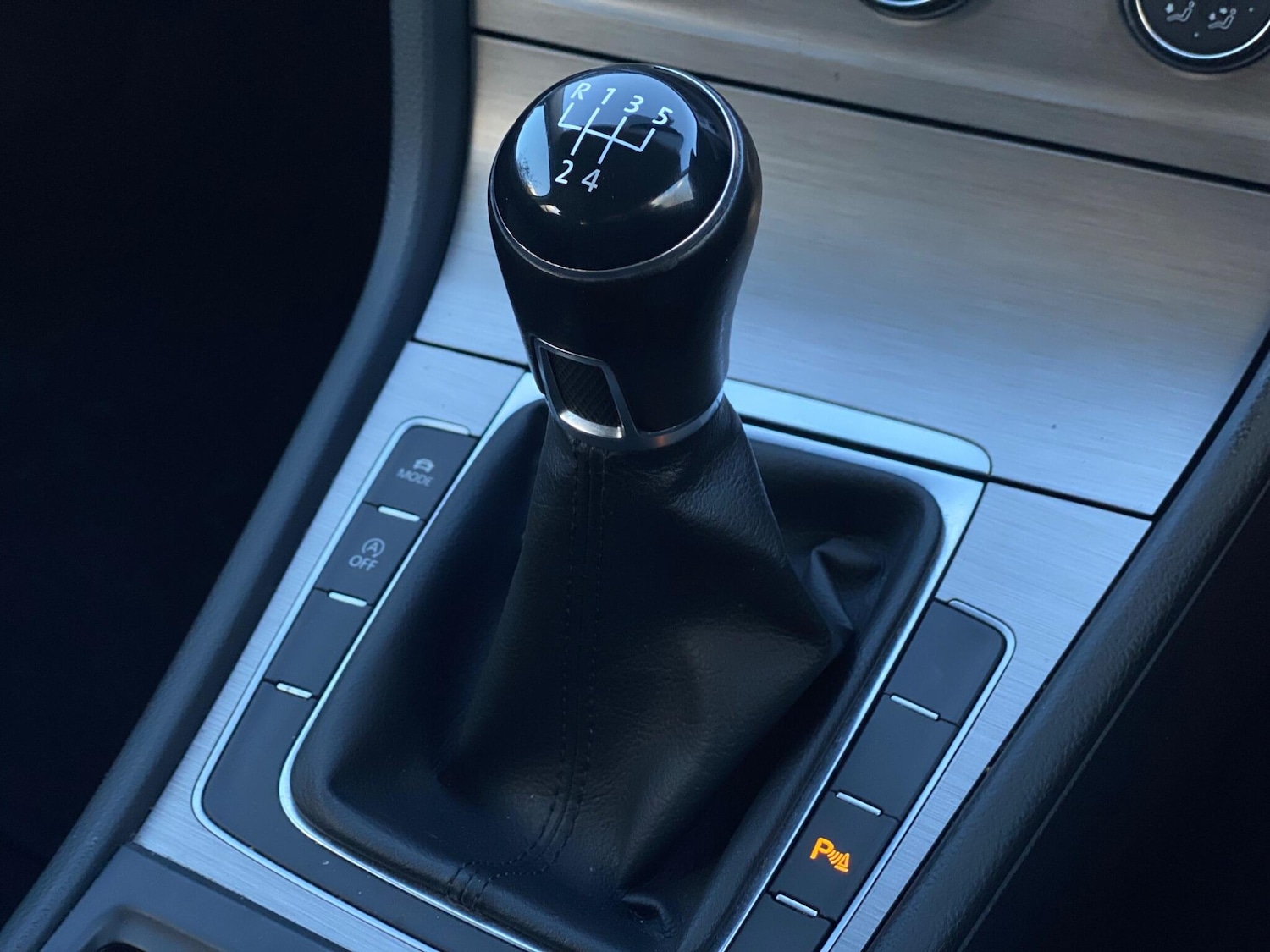 Used Volkswagen Golf 2016 for sale - 76823675: Photo 9