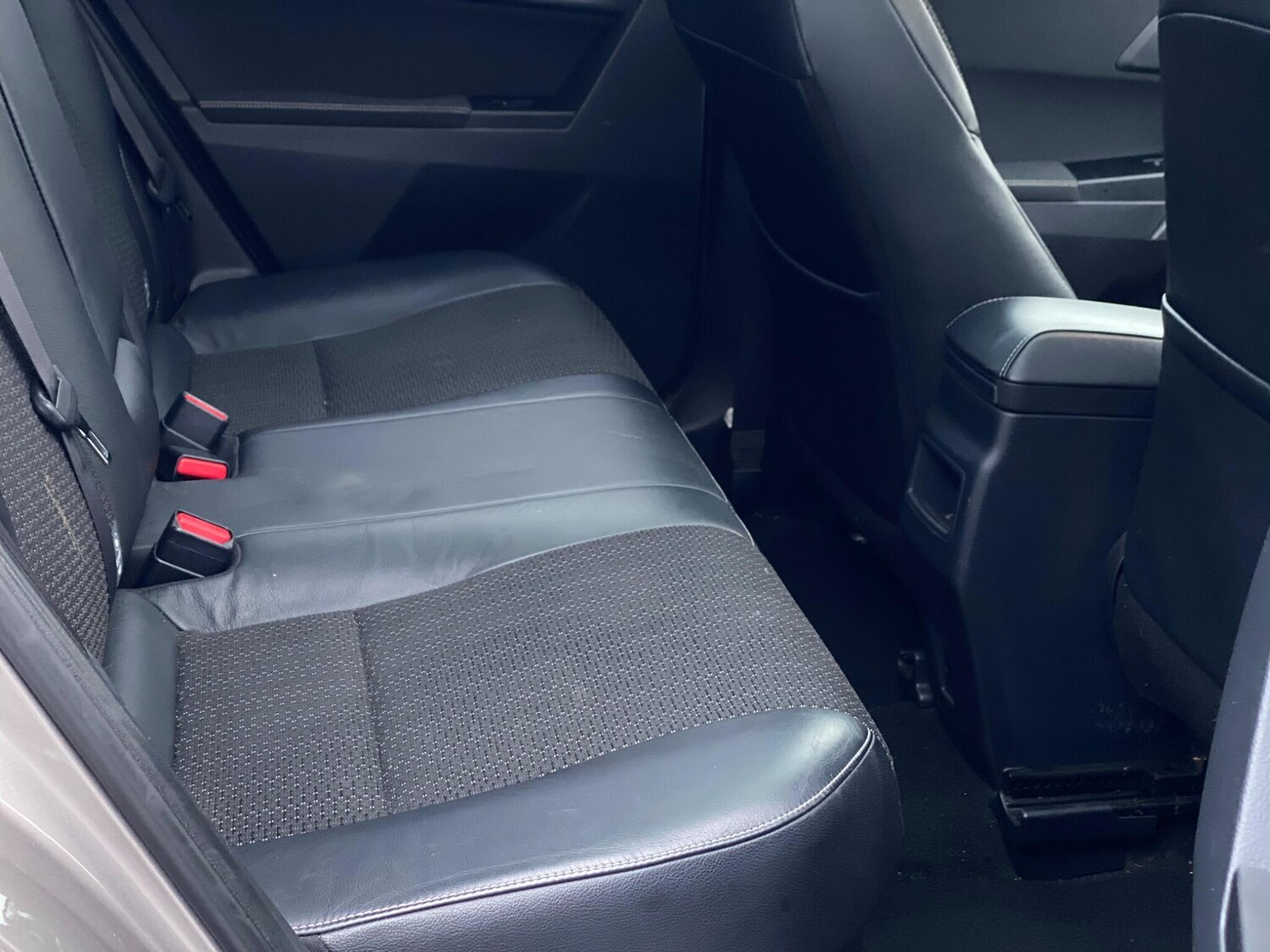 Used Toyota Auris 2013 for sale - 77376472: Photo 21