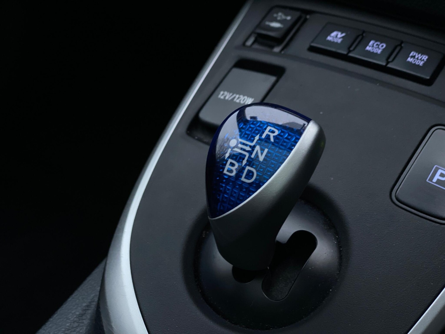 Used Toyota Auris 2013 for sale - 77376472: Photo 25