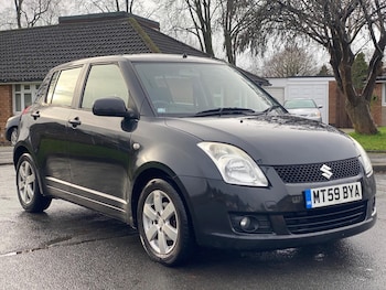 Used Suzuki Swift 2010 for sale - 76975666: Photo