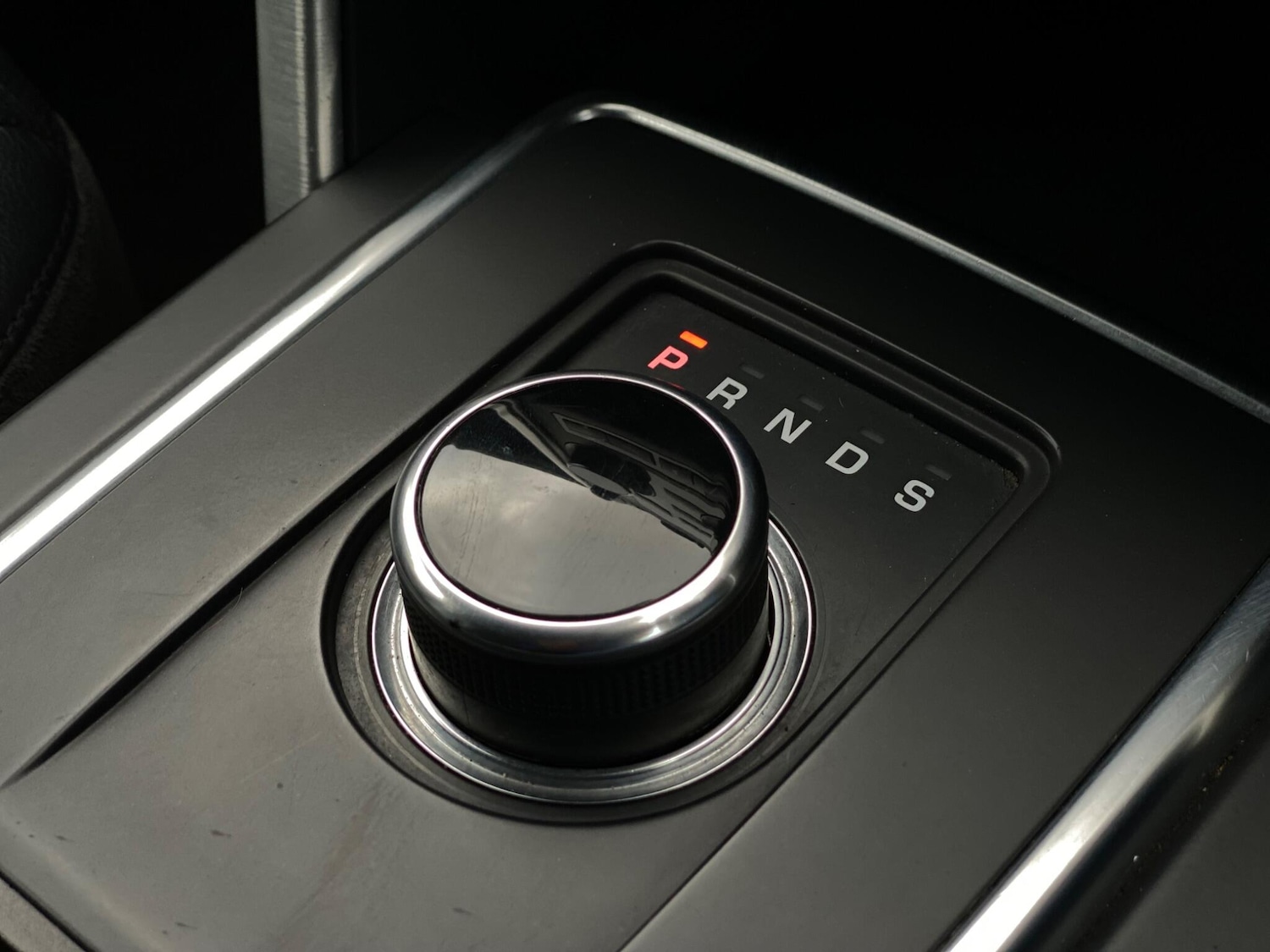 Used Land Rover Discovery Sport 2018 for sale - 77285944: Photo 28