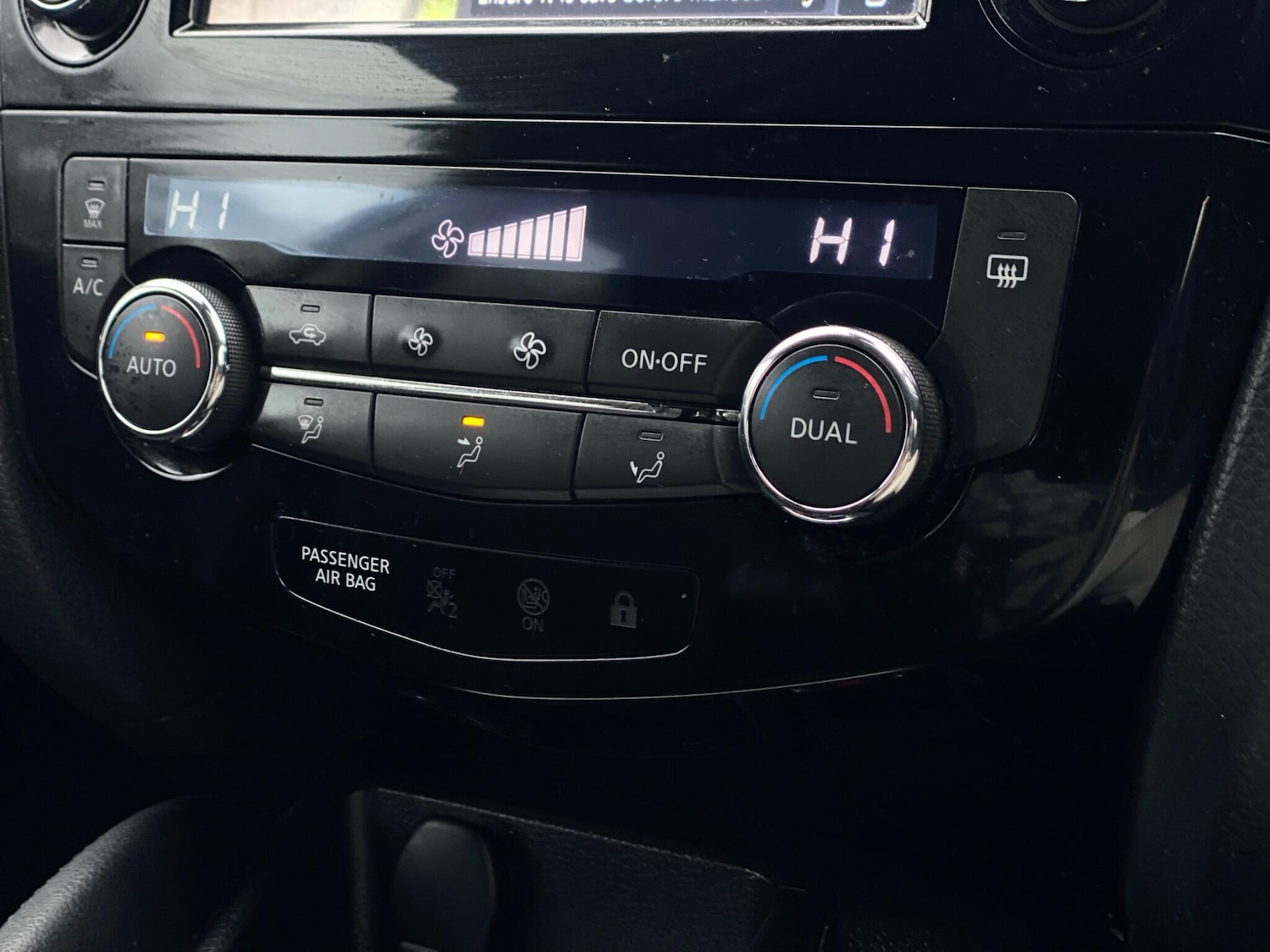 Used Nissan Qashqai 2016 for sale - 77320824: Photo 19