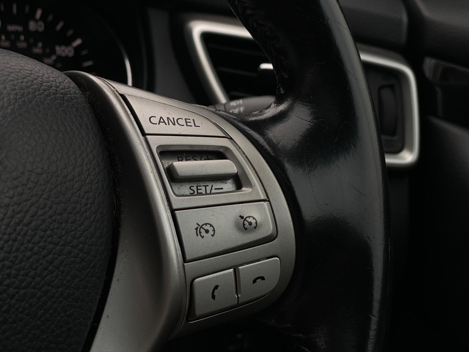 Used Nissan Qashqai 2016 for sale - 77320824: Photo 26