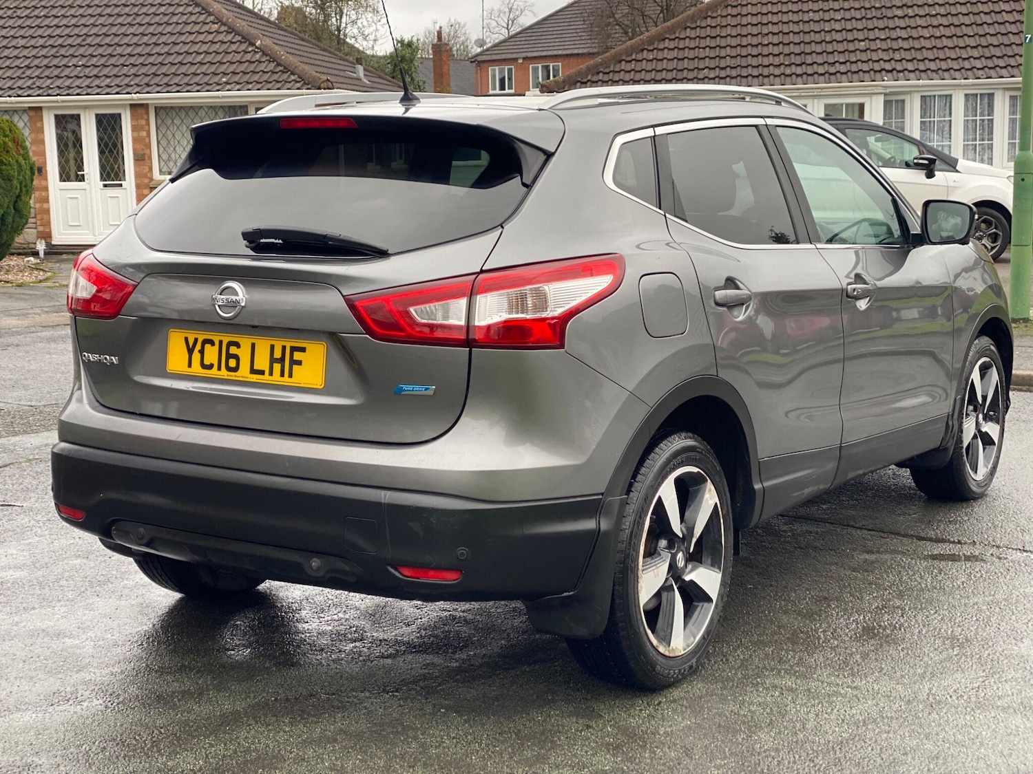 Used Nissan Qashqai 2016 for sale - 77320824: Photo 8
