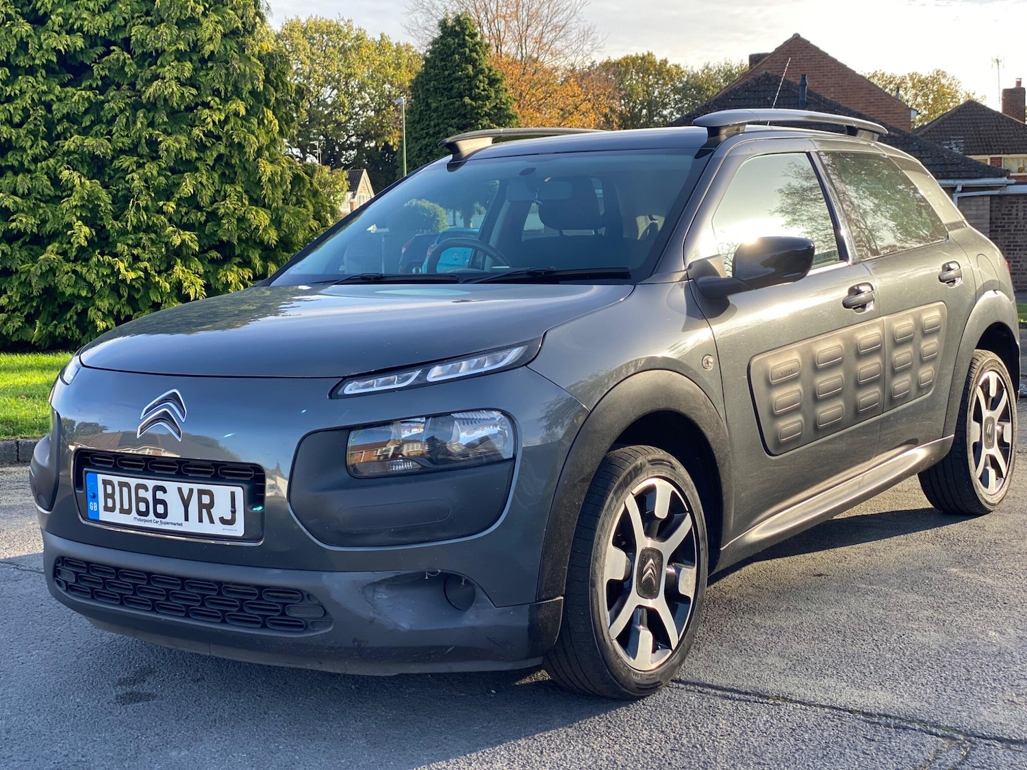 Used Citroen C4 Cactus for sale - 76824401: Photo 1