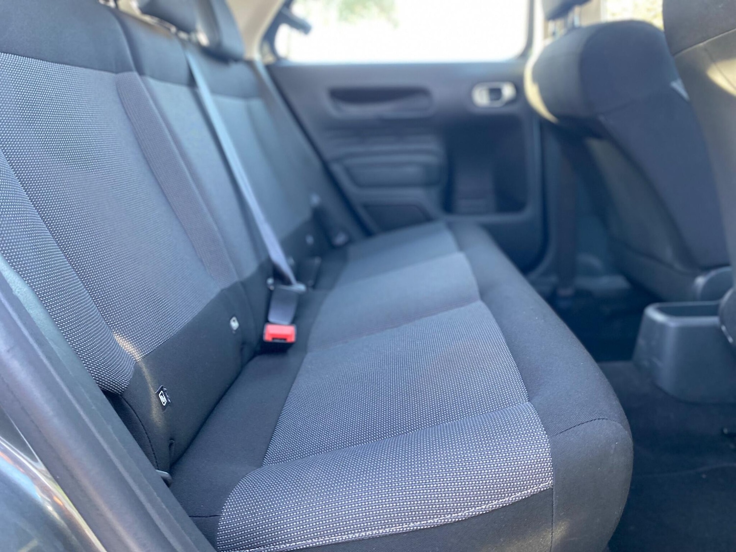 Used Citroen C4 Cactus for sale - 76824401: Photo 13