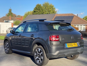 Used Citroen C4 Cactus 2016 for sale - 76824401: Photo