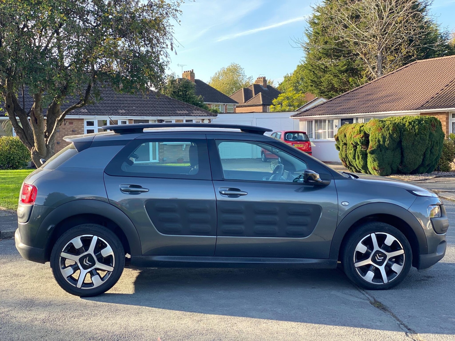 Used Citroen C4 Cactus for sale - 76824401: Photo 6